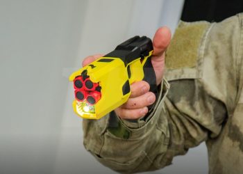 La Policía de Chaco incorporó pistolas Taser para unidades especiales