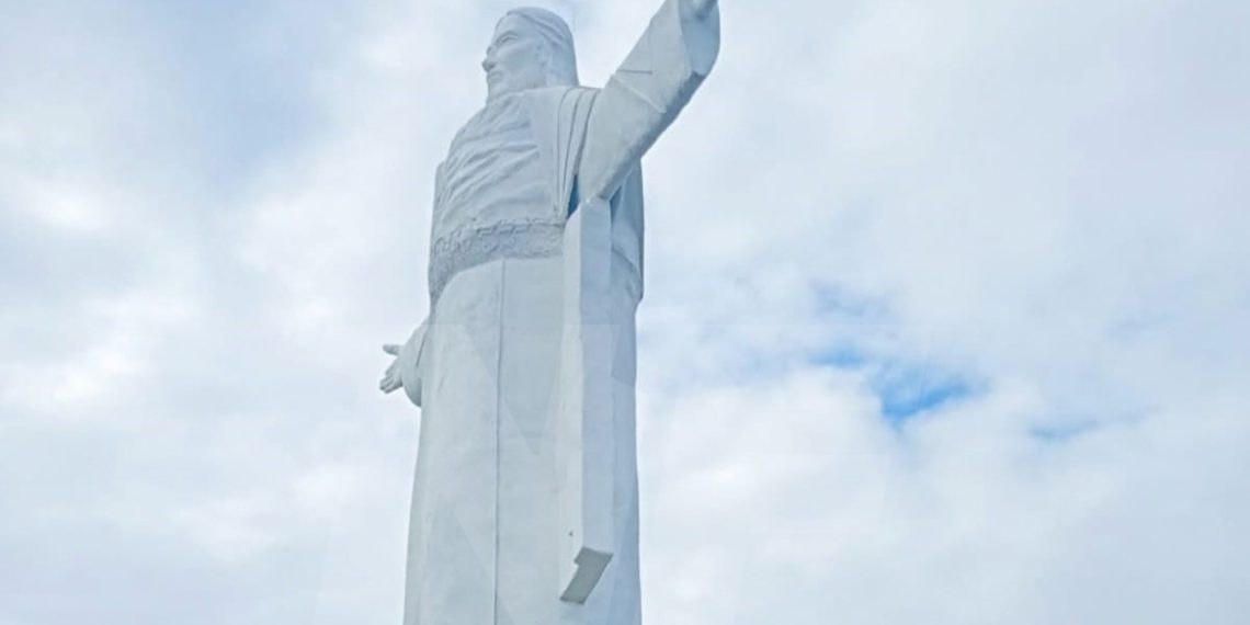 Avanza la construcción del «Cristo Redentor formoseño» en San Martín Dos
