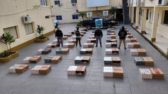 Ruta 11: Secuestraron una camioneta y cargamento de cigarrillos tras fugarse de un control vial